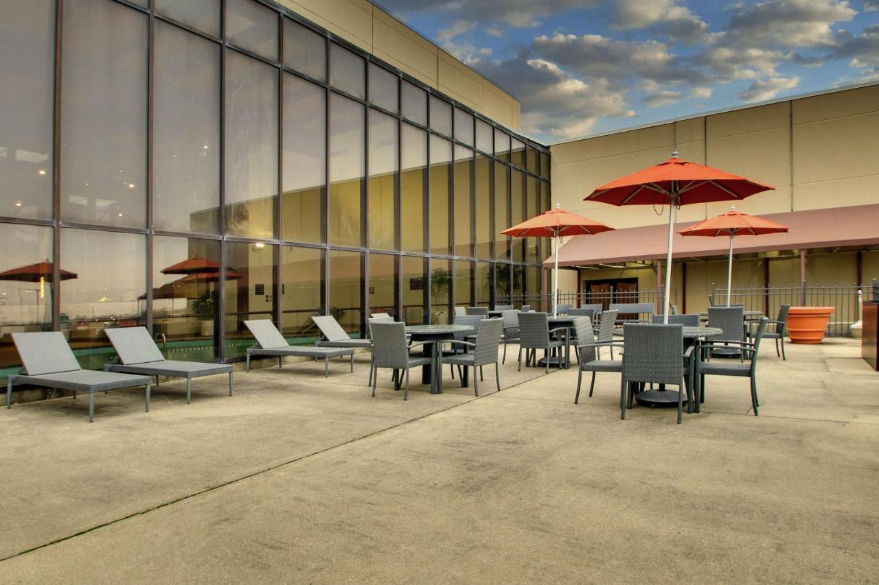 Doubletree By Hilton Mt. Vernon Mount Vernon Exterior photo